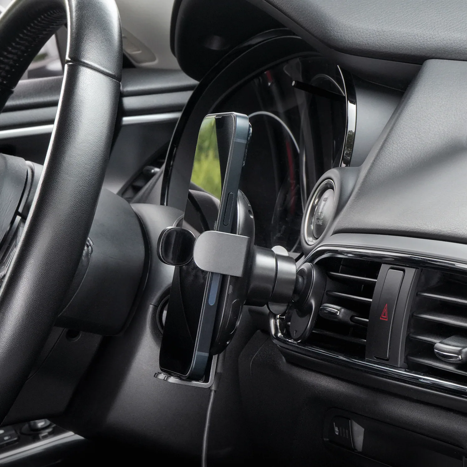 Alt View 16. iOttie - Auto Sense 2 Wireless Air Vent Car Mount - Black.