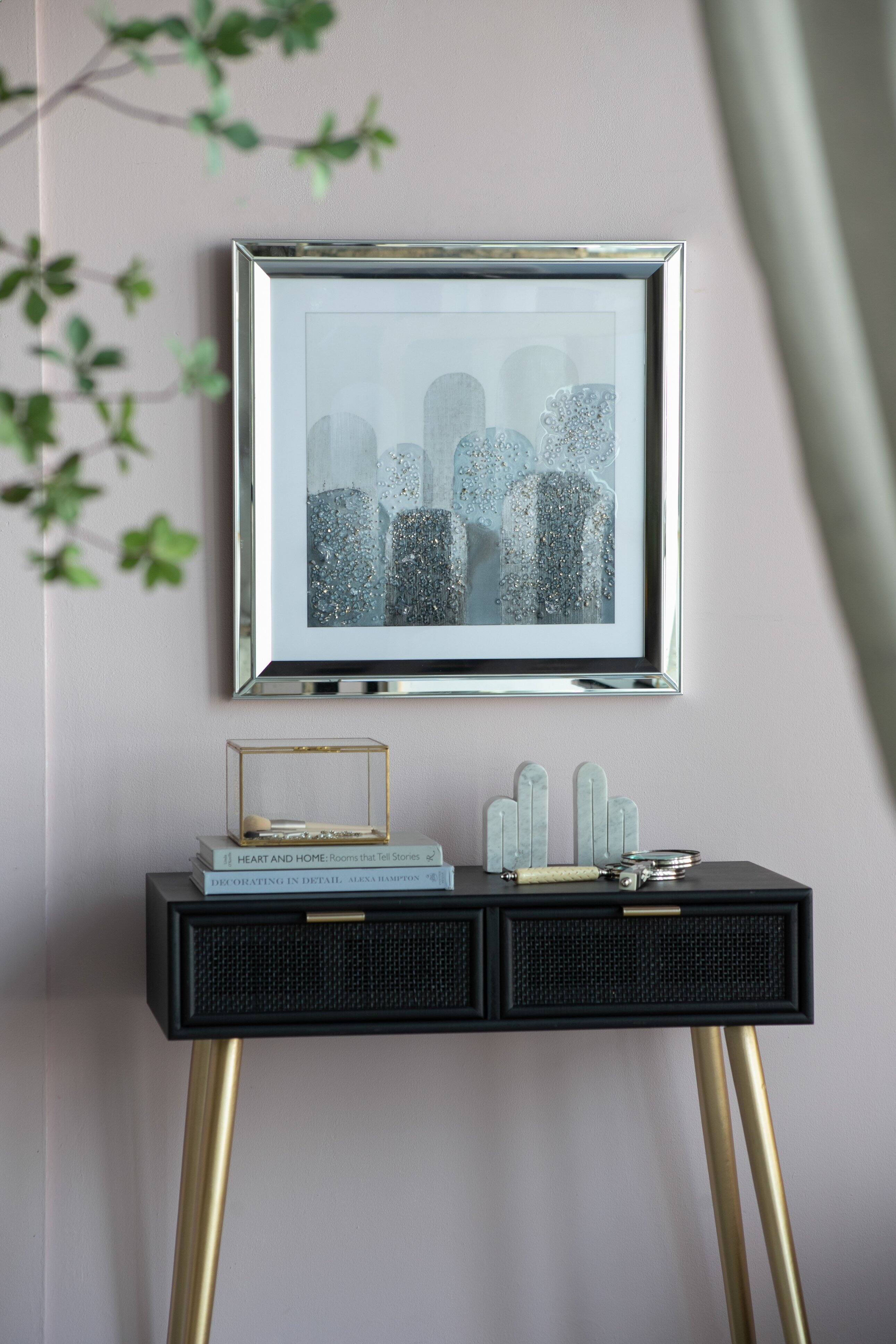 HEART AND HOME: Rooms that Tell Stories  
DECORATING IN DETAIL  
ALEXA HAMPTON