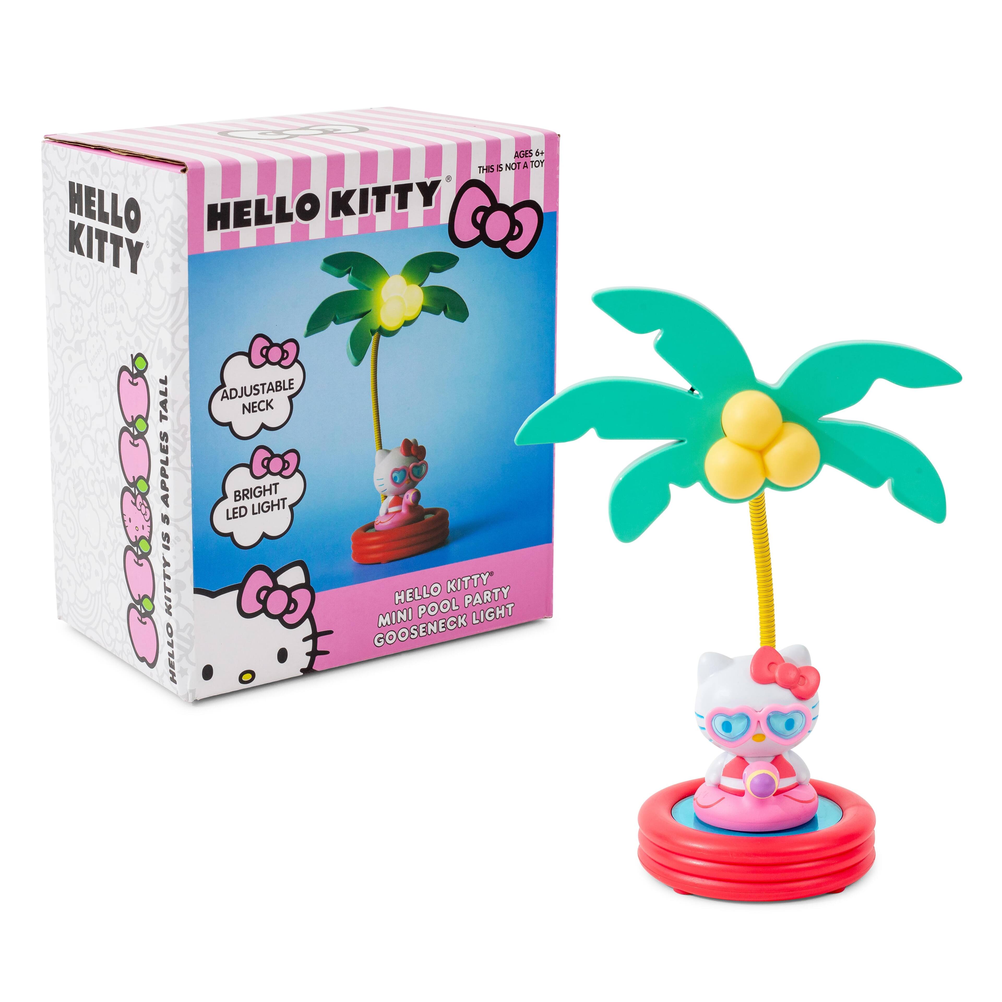 AGES 6+ NOT A TOY

HELLO KITTY

HELLO KITTY

APPLES ARE TALL

ADJUSTABLE NECK

BRIGHT LED LIGHT

HELLO KITTY POOL PARTY MINI LIGHT GOOSENECK