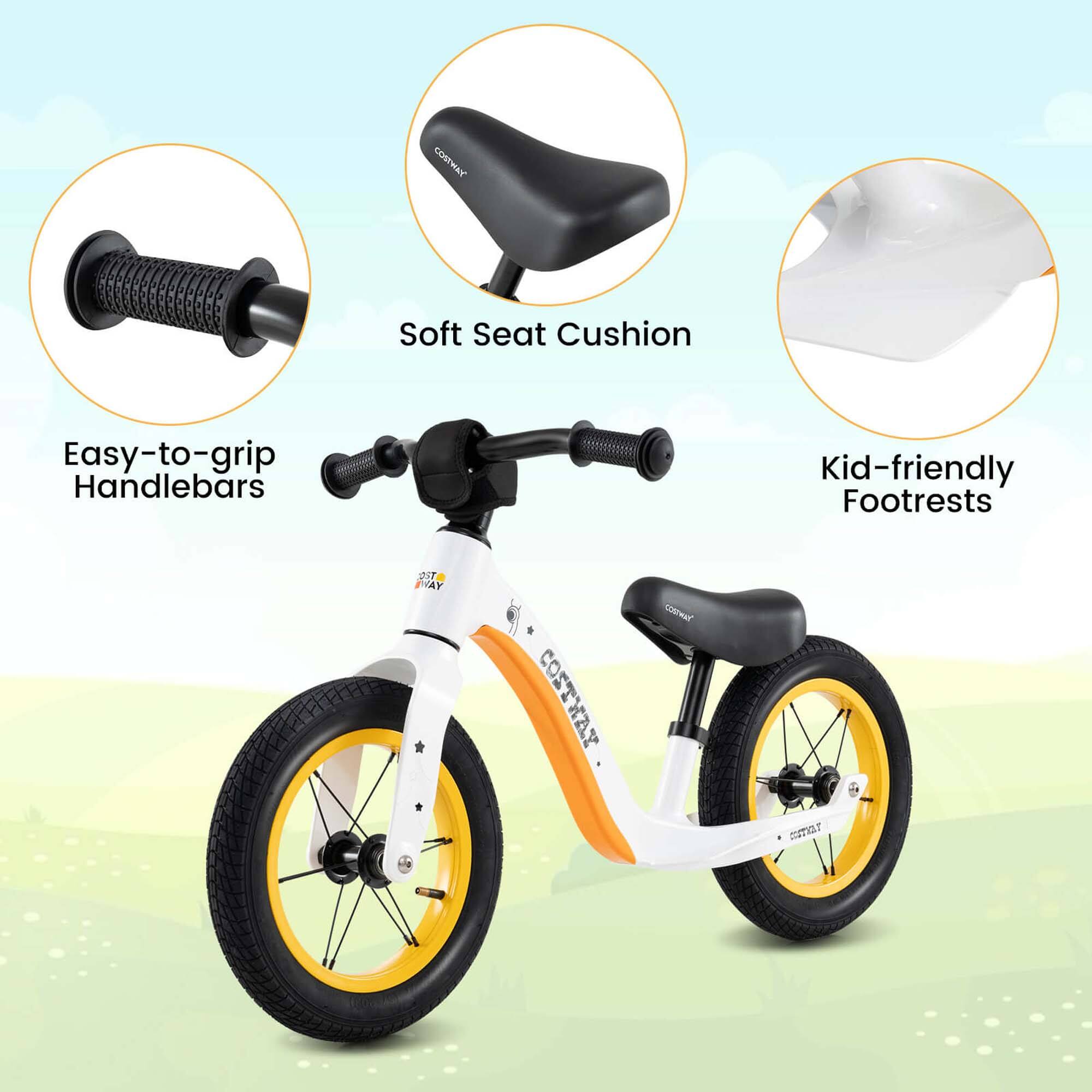 Easy-to-grip Handlebars  
Soft Seat Cushion  
Kid-friendly Footrests