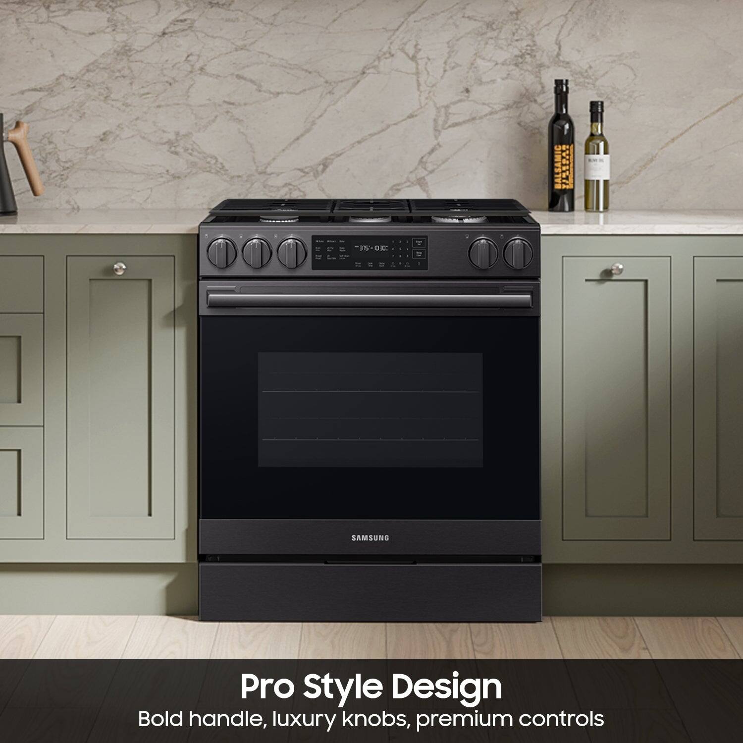 BALSAMIC 121A  
I-DE: 1  
SAMSUNG Pro Style Design  
Bold handle, luxury knobs, premium controls