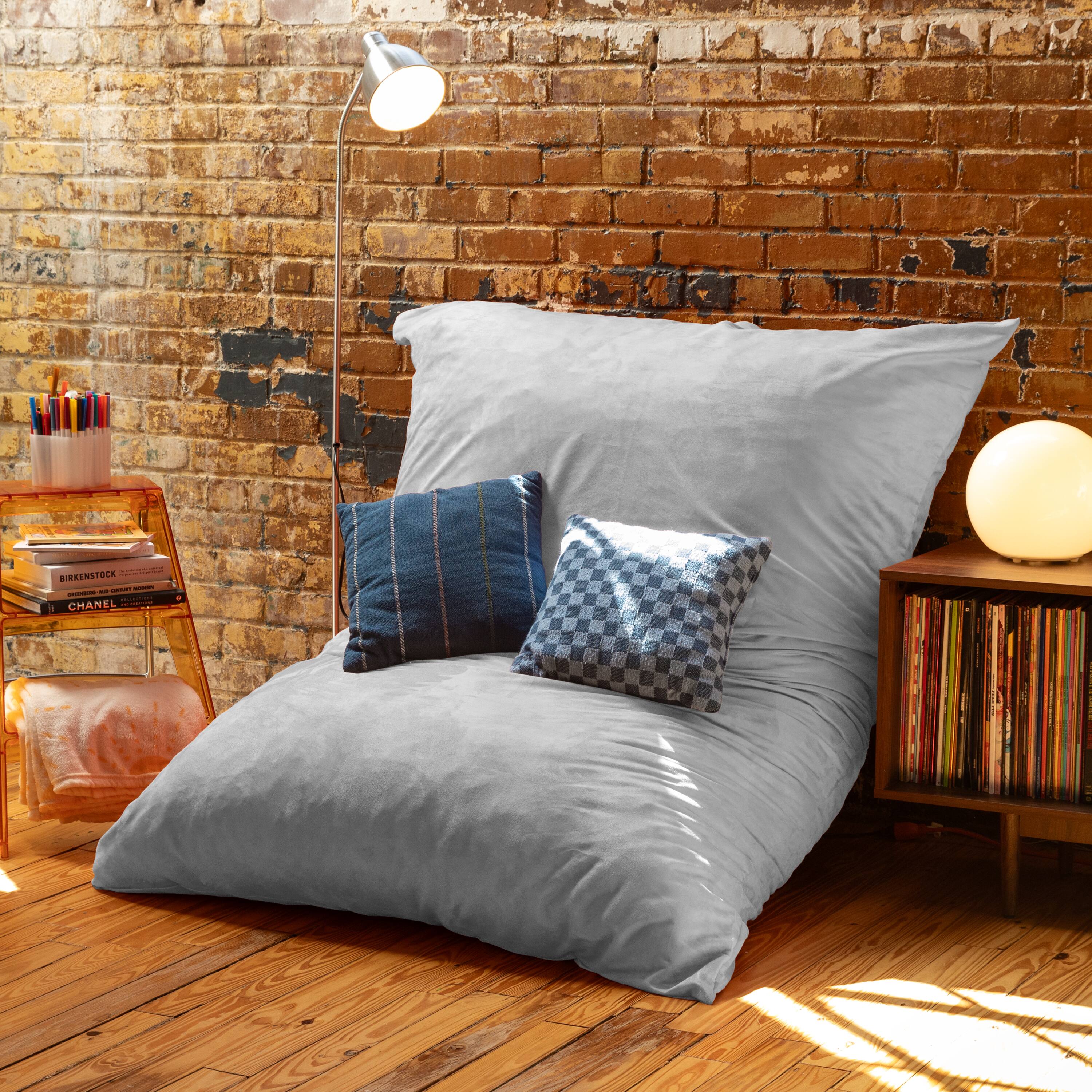 - RONOL
- CHANEL
- BIRKENSTOCK
- CHANEL