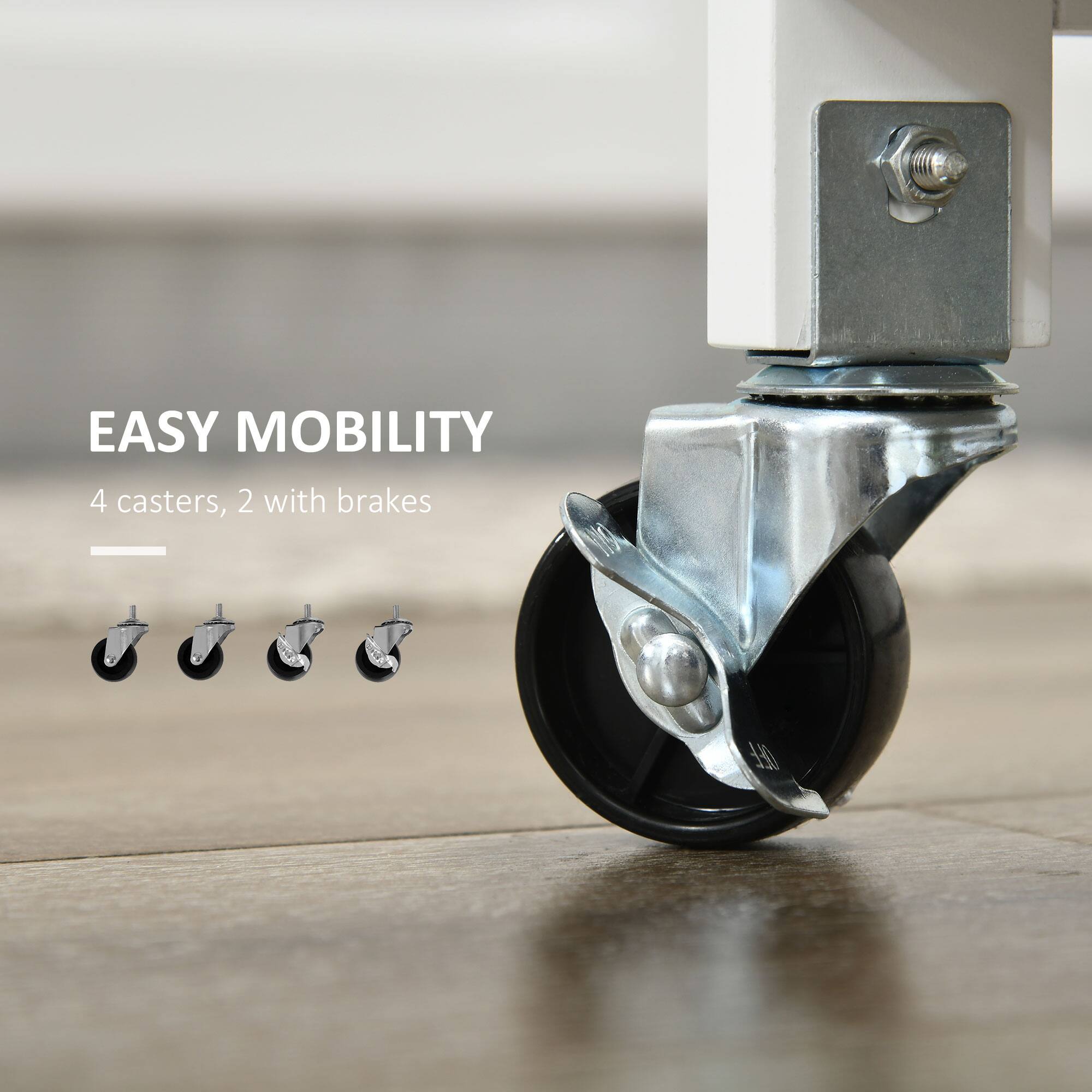 EASY MOBILITY  
4 casters, 2 with brakes