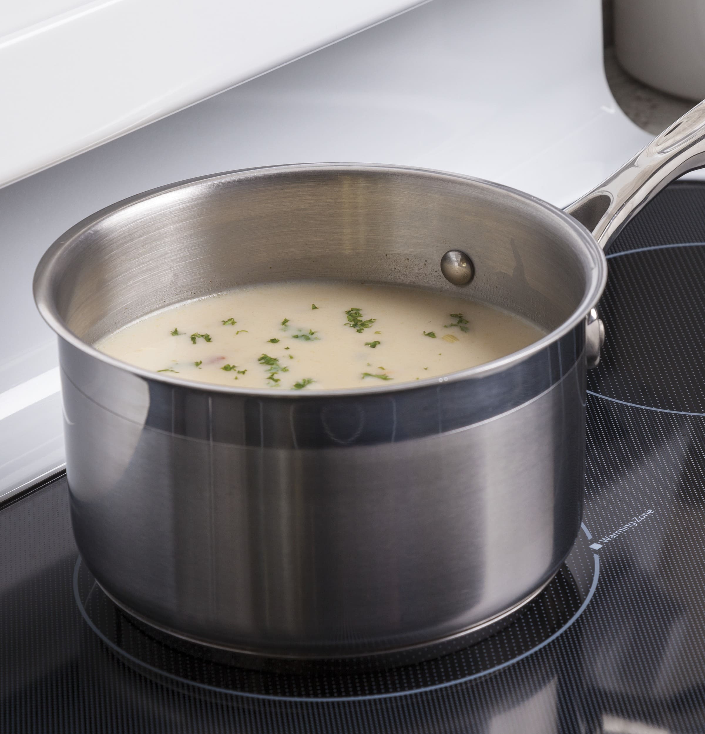 Alt View 2. GE - 5.3 Cu. Ft. Self-Cleaning Freestanding Electric Convection Range.