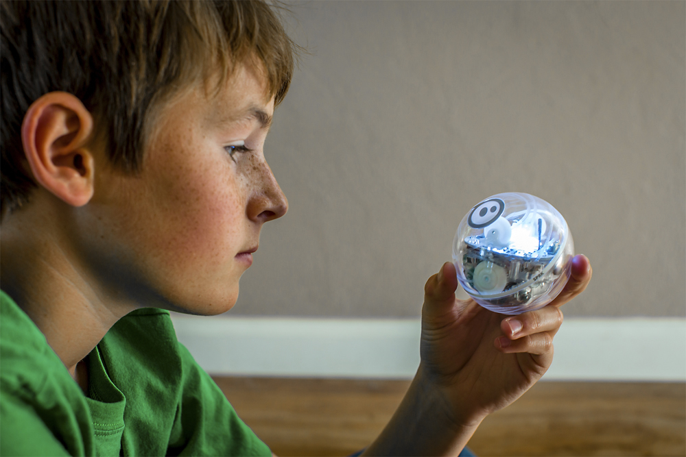 Best Buy: Sphero 2.0 Smart Toy Multi S003