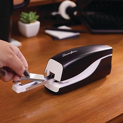 Alt View 5. Swingline - Breeze Reduced-Effort Electric Desktop Stapler, 20-Sheet Capacity - Black/White.