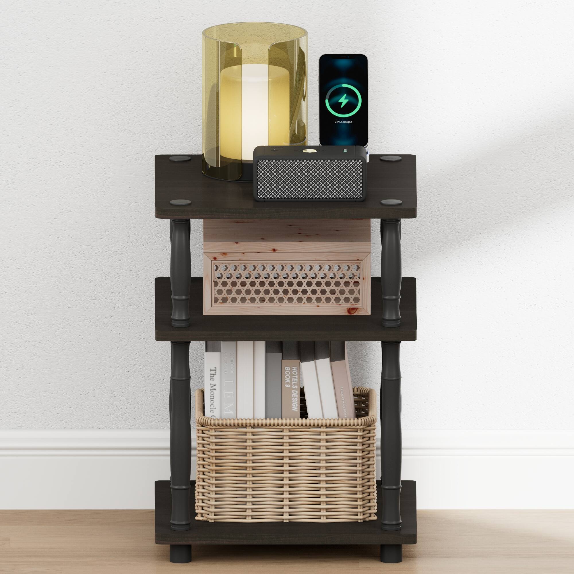 The Monocle  
TEM BOOK HOTELS DESIGN