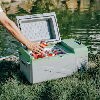 12 volt fish cooler box Koolatron Thermoelectric Iceless 24L (26 qt) Cool Bag Electric Portable Car Fridge with DC Plug for Travel Camping Fishing Beach Trucking (Grey and White) Appliances Have the freedom to select the positions of your rod holders to suit your style of fishing 12V Car Coolers & 12