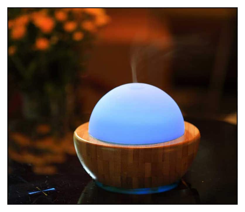 Front. SPT - 0.03-Gal. Ultrasonic Humidifier - White.