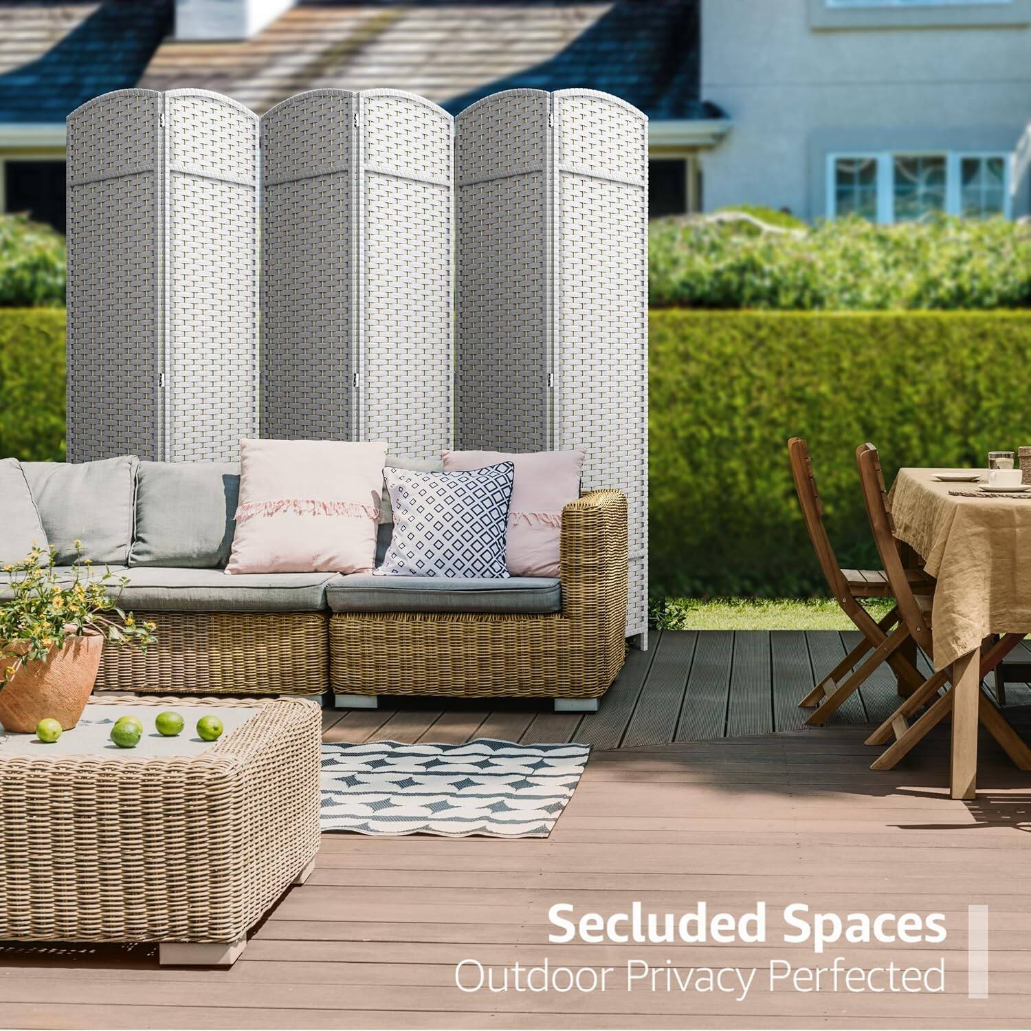 Secluded Spaces  
Outdoor Privacy Perfected