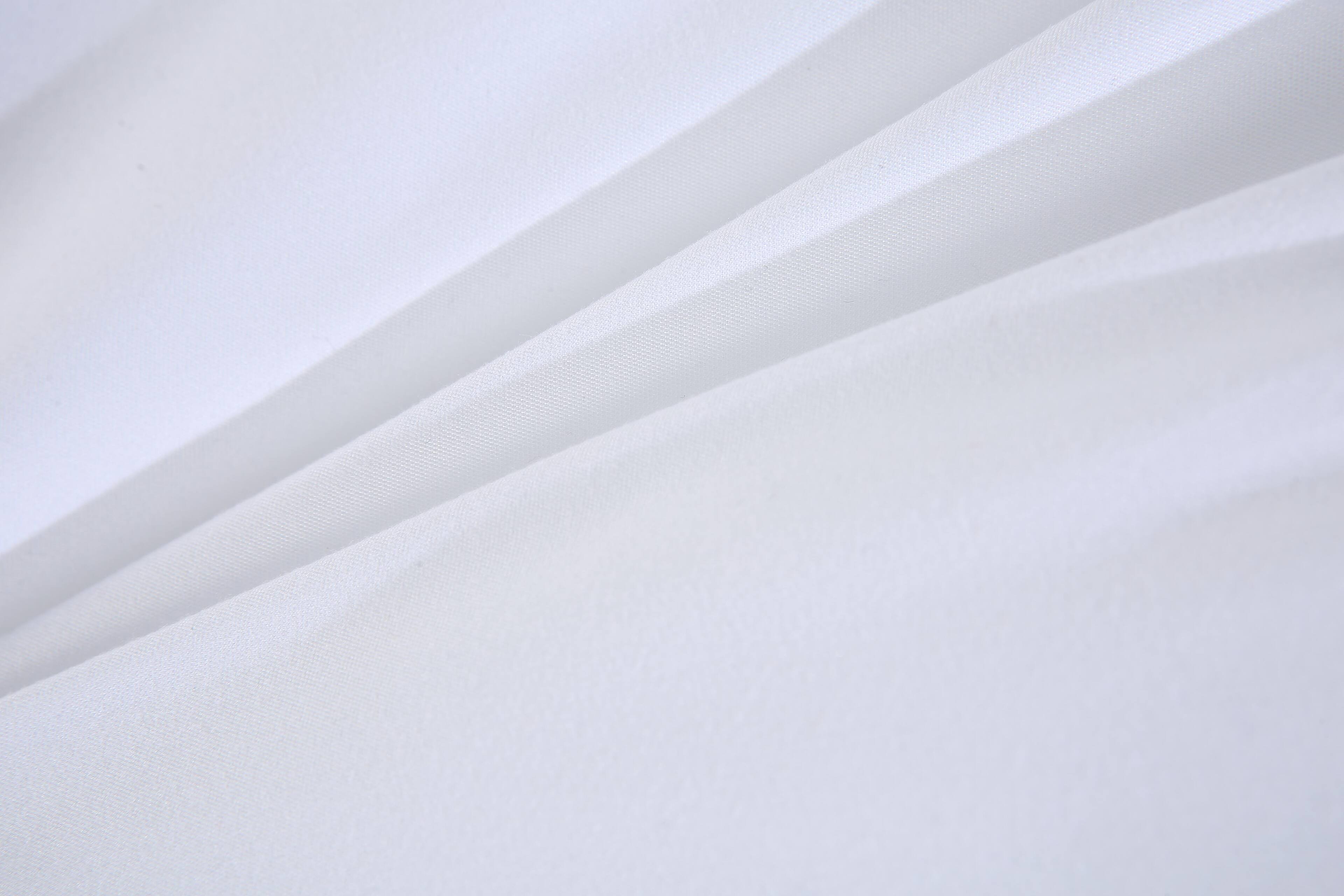 Left. Bibb Home - Bibb Home Goose Down Alternative Comforter - Silver.