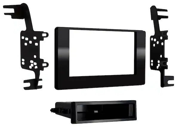 Front. Metra - Dash Kit for Select 2015-2020 Toyota Sienna DIN DDIN - Black.