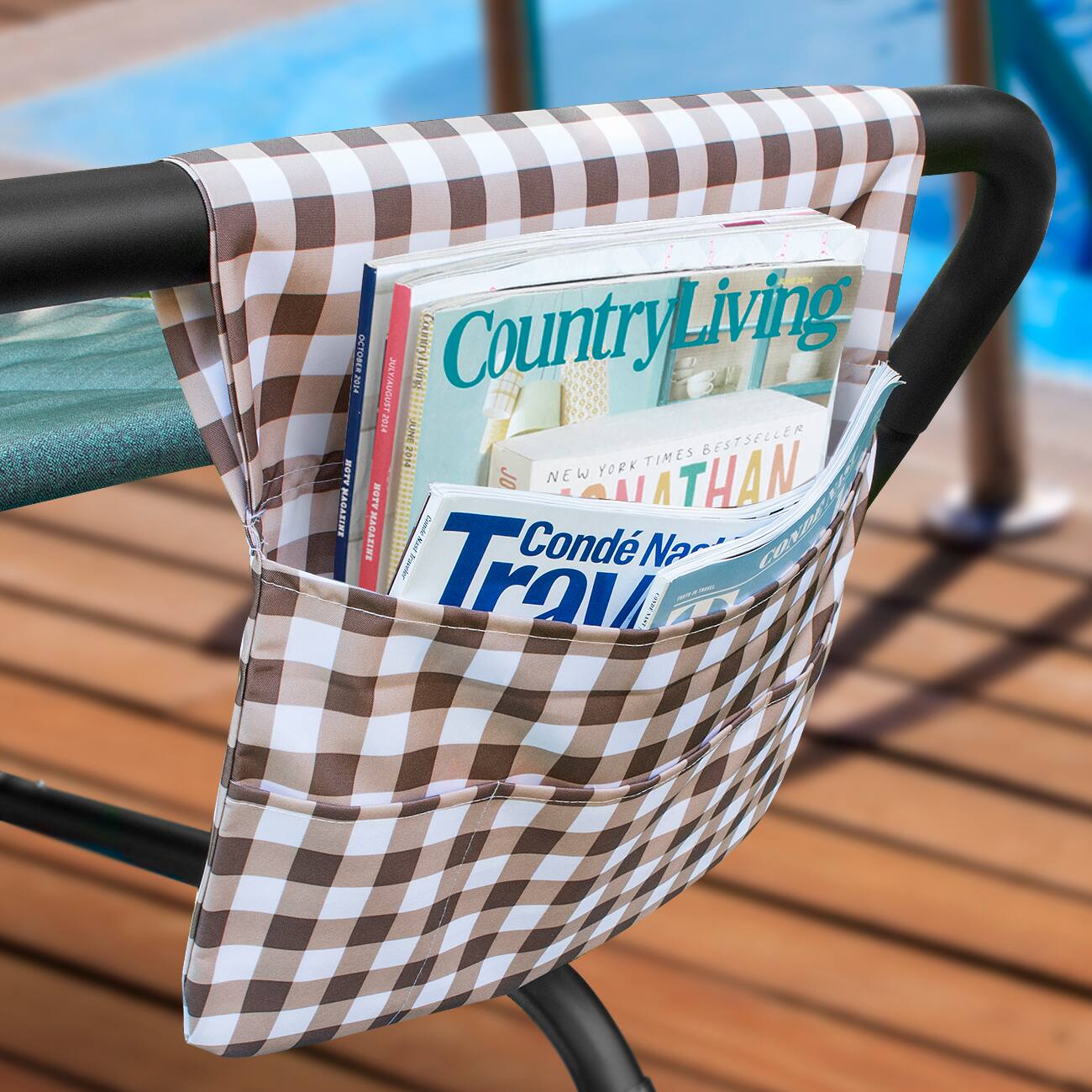 Country Living  
October 2014  
New York Times Bestseller  
Jonathan  
Condé Nast Traveler  
October 2014