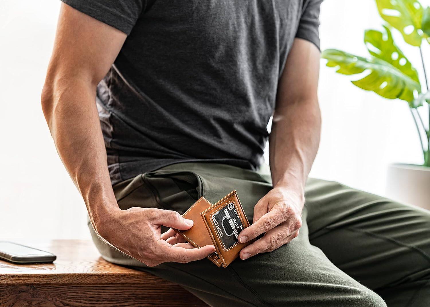 0000 C CARD 9000.0000 0006 =12/22 2 CREDIT 678