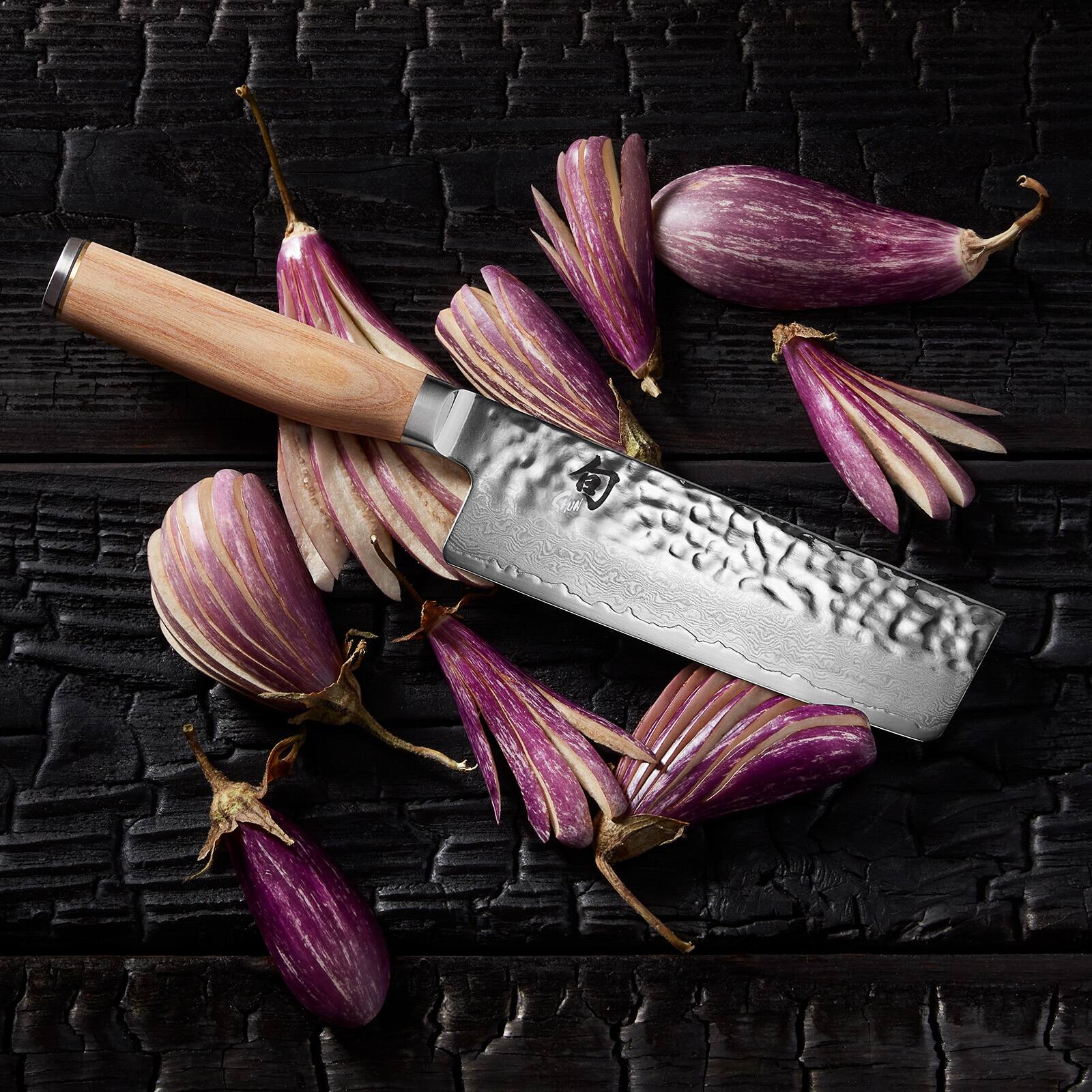 Alt View 4. Shun - Premier Blonde 5.5 Inch Nakiri Knife - Silver.