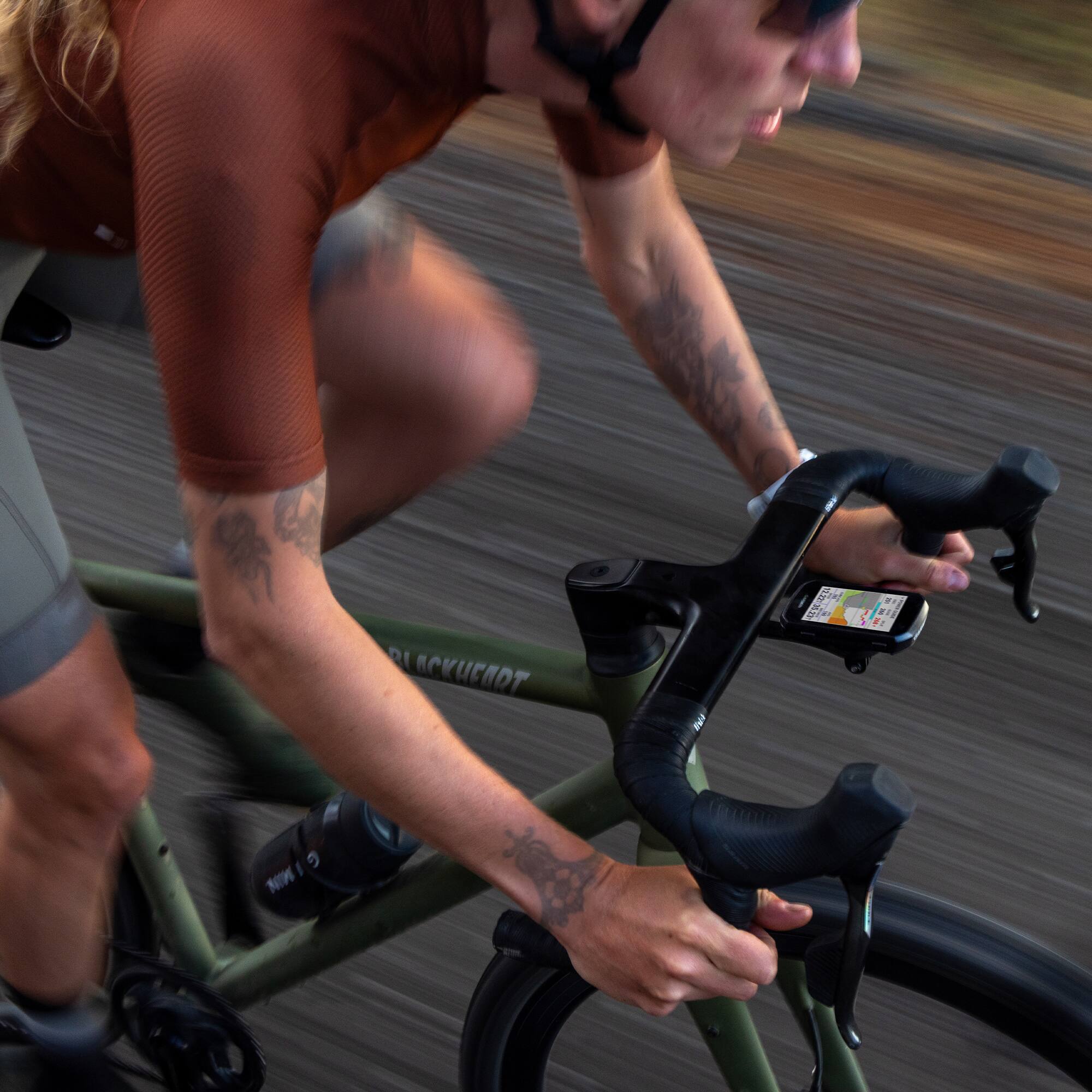 Acht 2 1 1 5 S : B1A I # I 9 NW