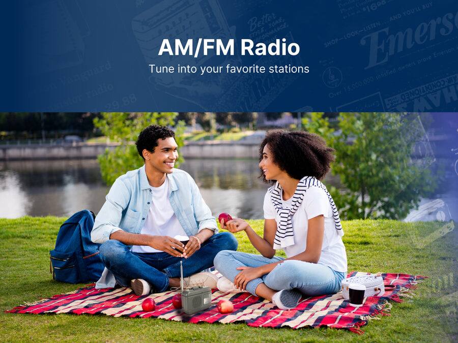 AM/FM Radio  
Tune into your favorite stations