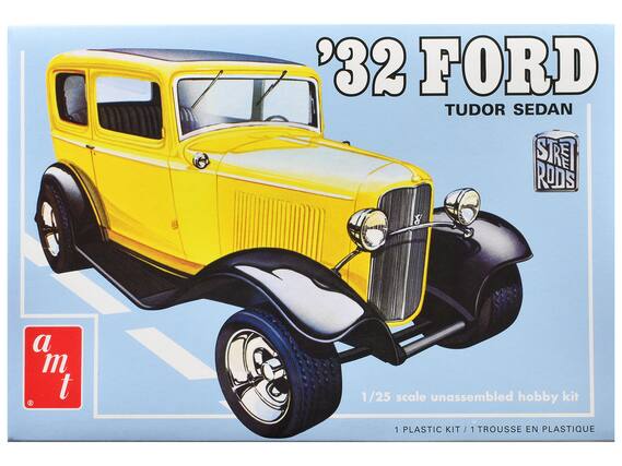 '32 FORD TUDOR SEDAN STREET RODS
a m t
1/25 scale unassembled hobby kit
1 PLASTIC KIT / 1 TROUSSE EN PLASTIQUE