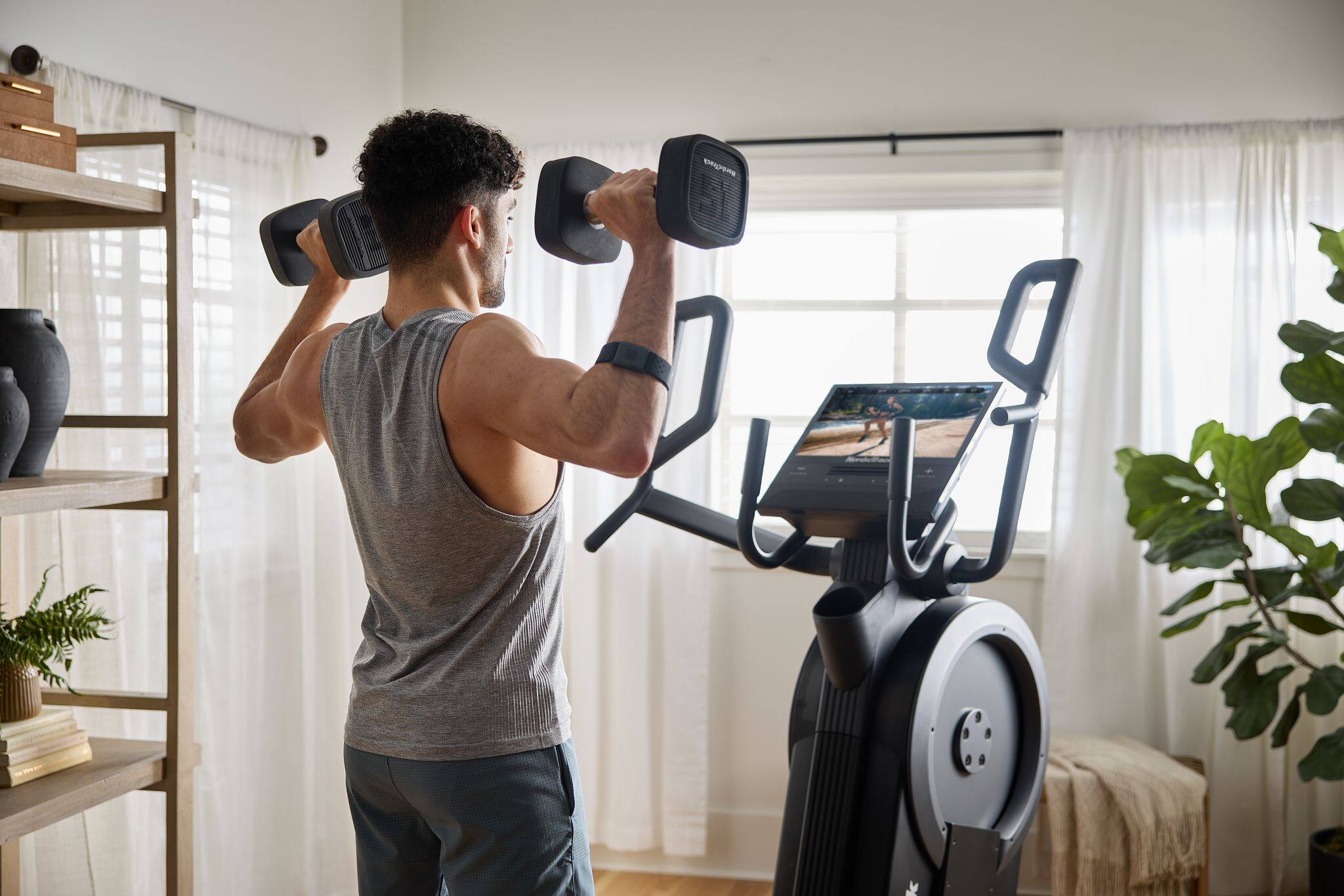 Alt View 5. NordicTrack - NordicTrack Step Climber XL - Black.