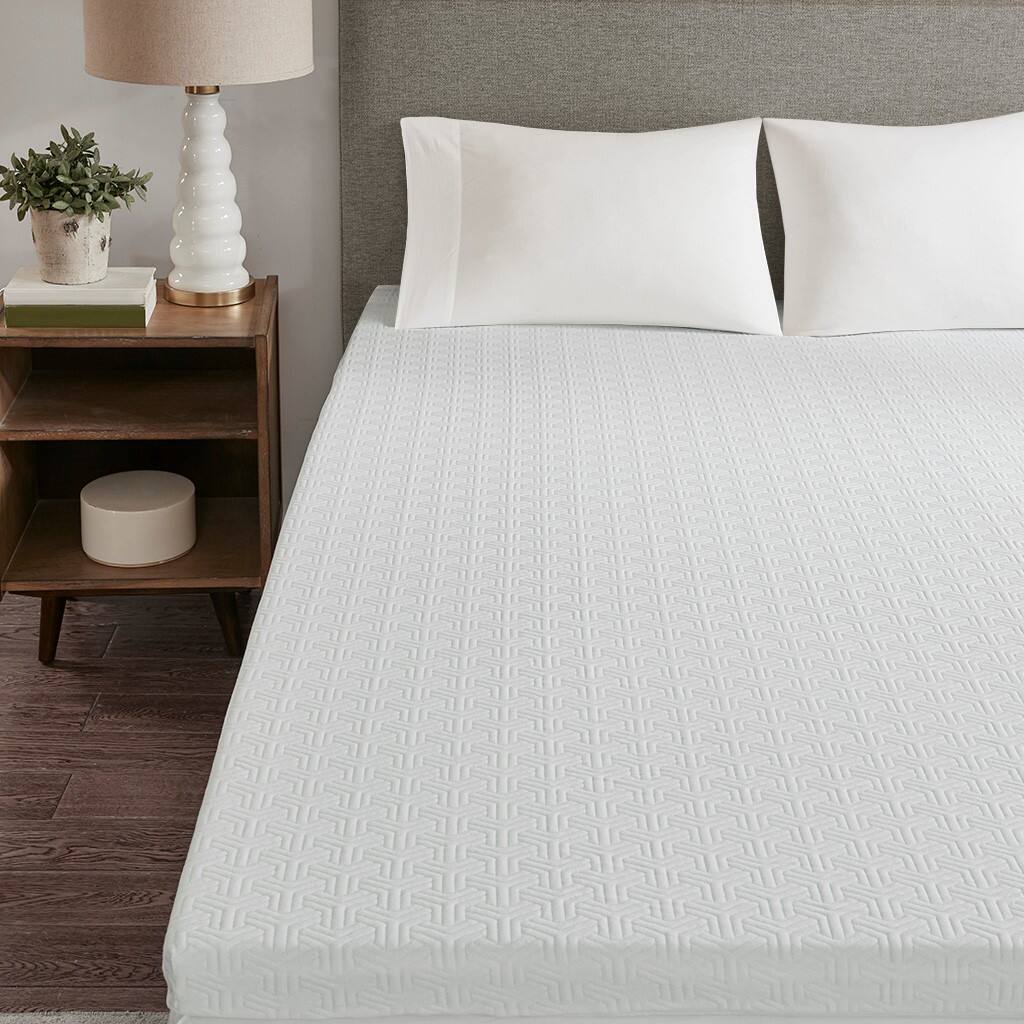 Alt View 2. Gracie Mills - Gracie Mills Callahan All Season 3 Inch Reversible Cooling Gel Memory Foam Mattress Topper with Cover - White.