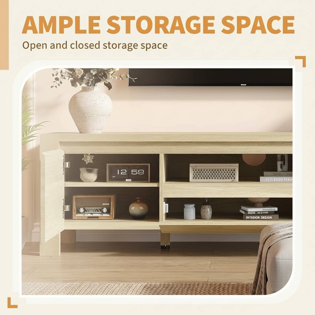 AMPLE STORAGE SPACE  
Open and closed storage space