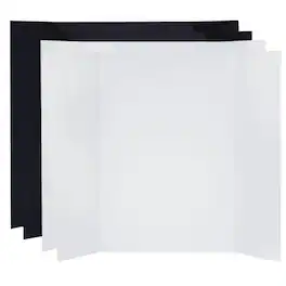 V-FLAT WORLD - Tabletop V-Flat Large (3'x4'), 4-Pack, 2-White & 2-Black