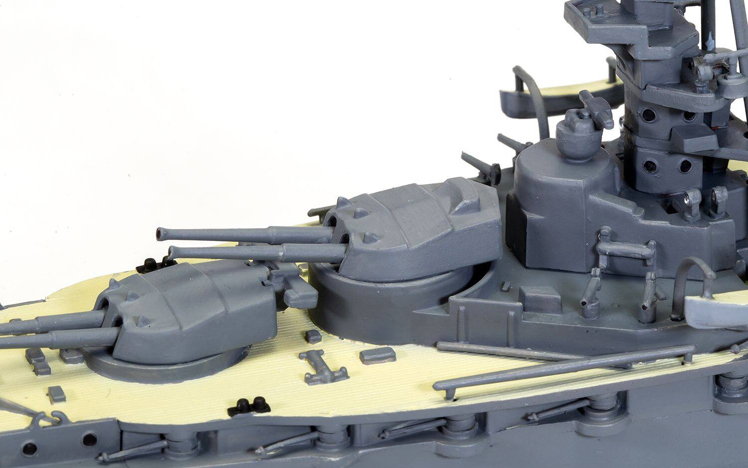 Alt View 4. Airfix - Level 3 HMS Iron Duke Frigate "Vintage Classics" Series 1/600 Plastic Model Kit by Airfix.