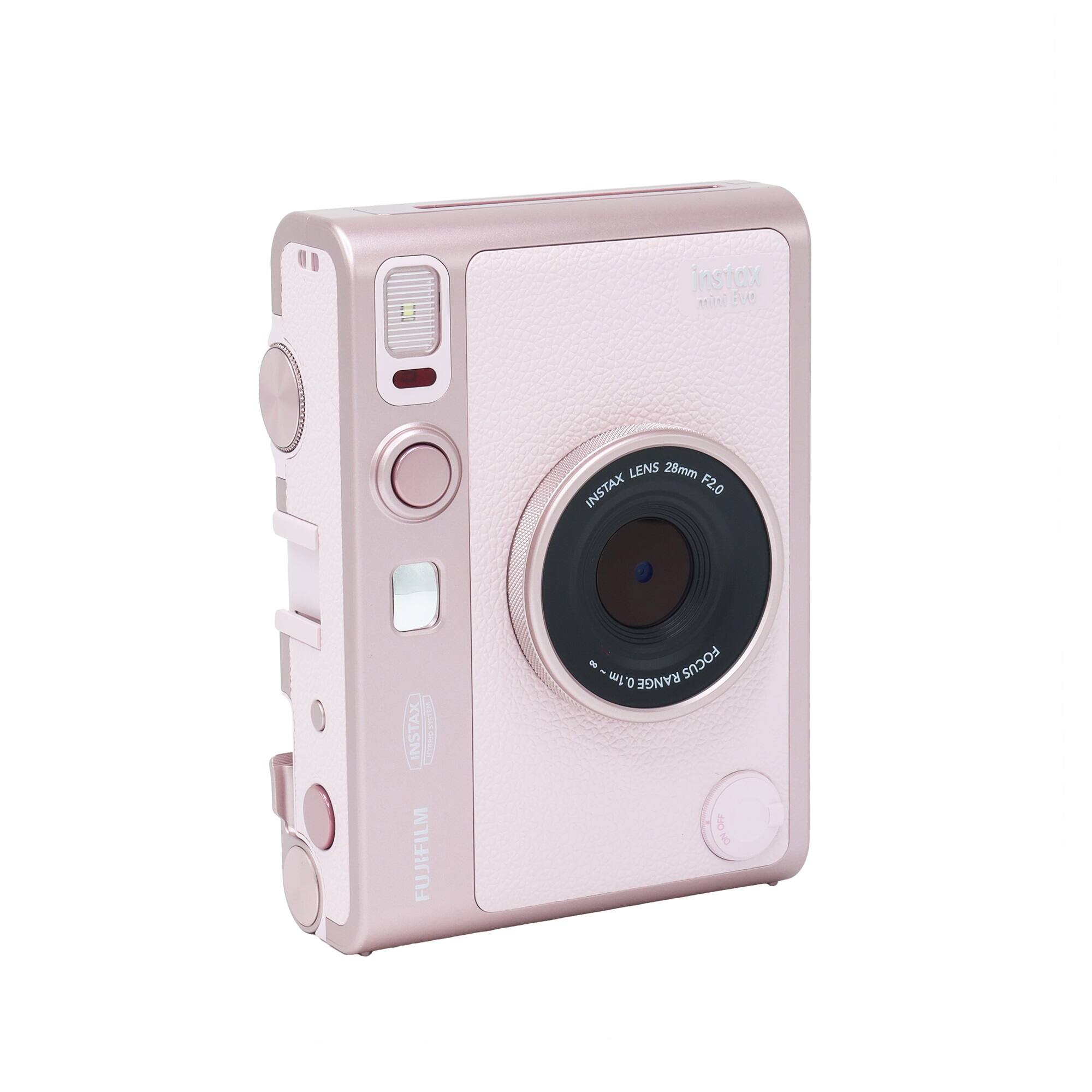 instax mini EVO  
LENS 28mm INSTAX F2.0  
INSTAX FUJIFILM  
8 RANGE 0.1m FOCUS OFF ON