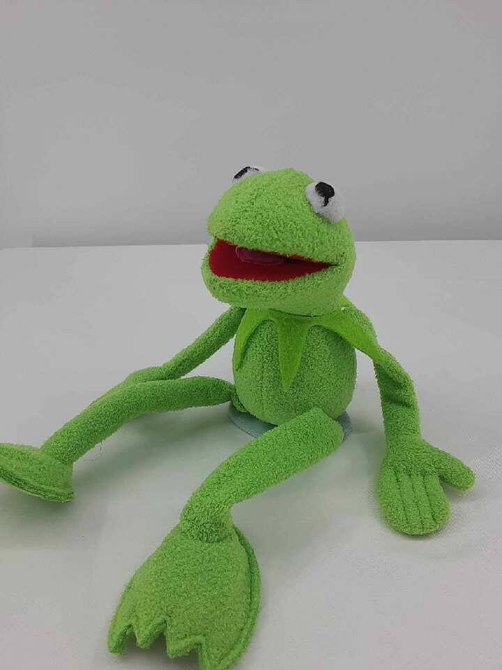 Angle. Prince Toys - Kermit The Frog Inspired Plush Magnetic Shoulder Riding Pal.