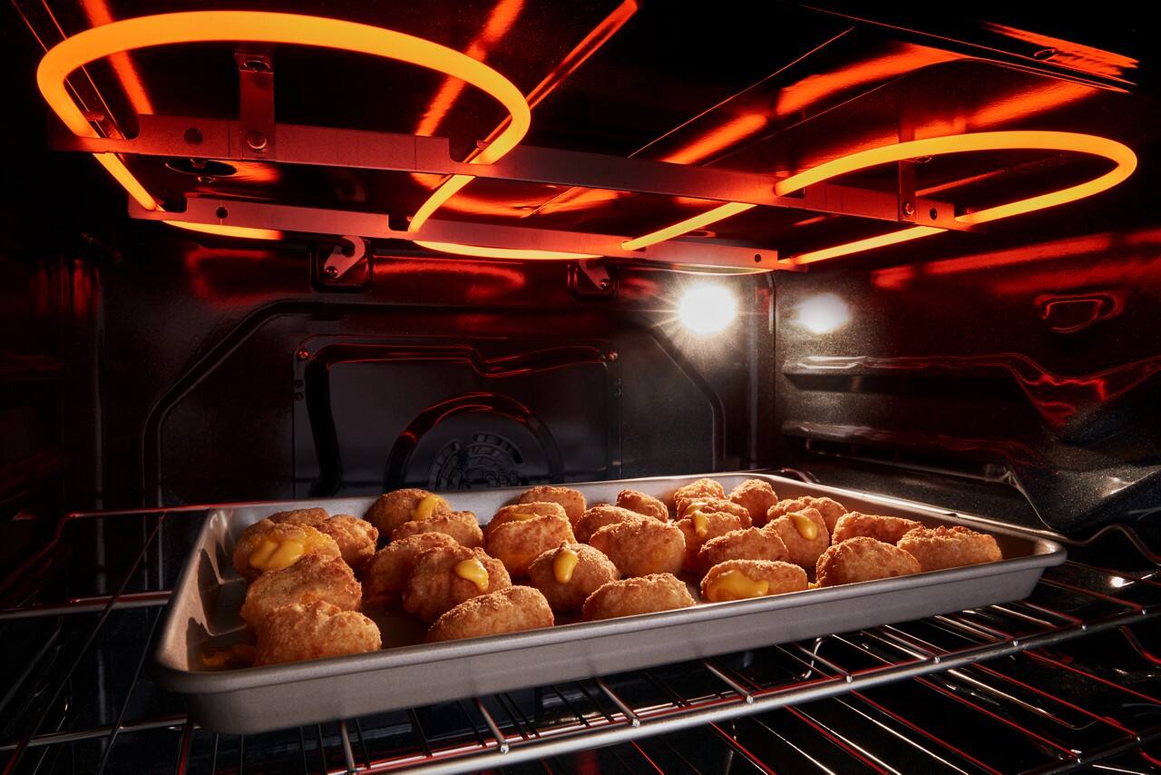 Alt View 14. Whirlpool - 5.0 Cu. Ft. Freestanding Single Gas Range with Air Fry and Air Baking - Stainless Steel.