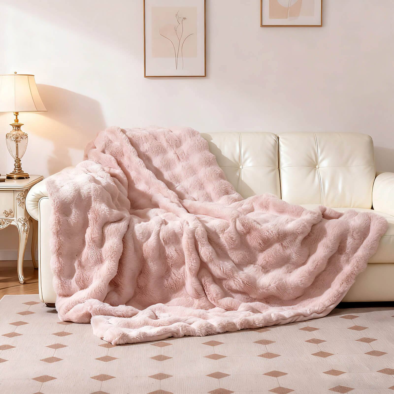 Alt View 3. Costway - Costway 80" x 60" Bubble Faux Rabbit Fur Throw Blanket with 2-Sided Design for Winter - Pink.