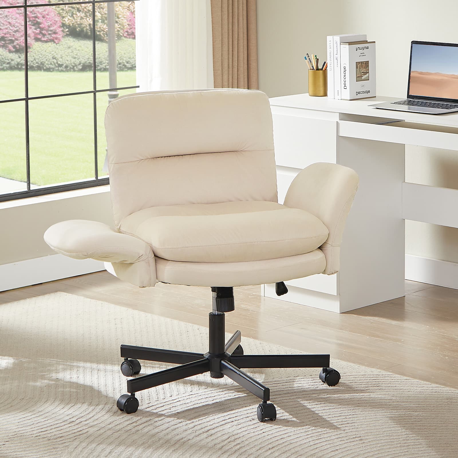 The text on the image reads:
"Decoqube"