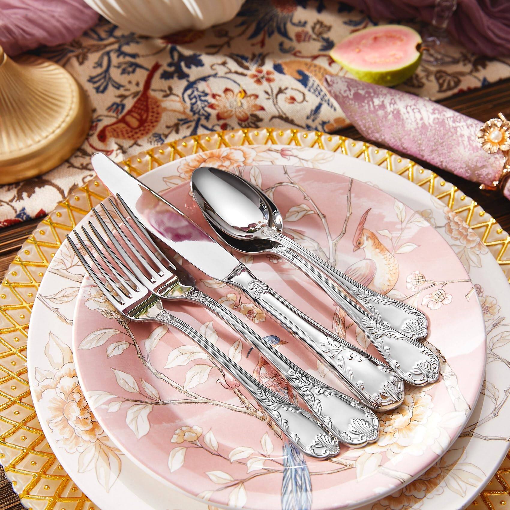 Left. Dazzed Corner - 20-Piece Flatware Set – Stainless Steel Elegance Silverware - Silver.