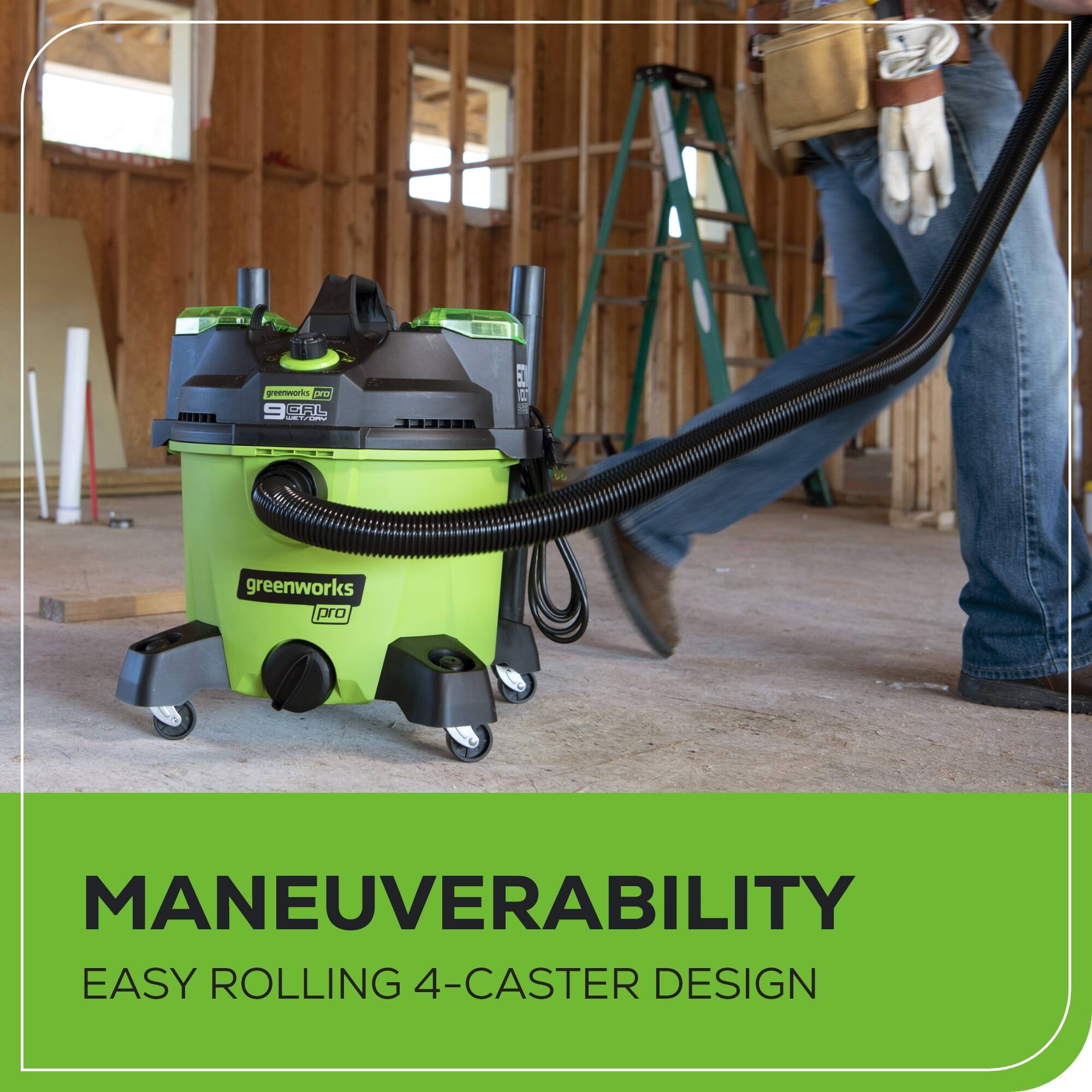 MANEUVERABILITY  
EASY ROLLING 4-CASTER DESIGN