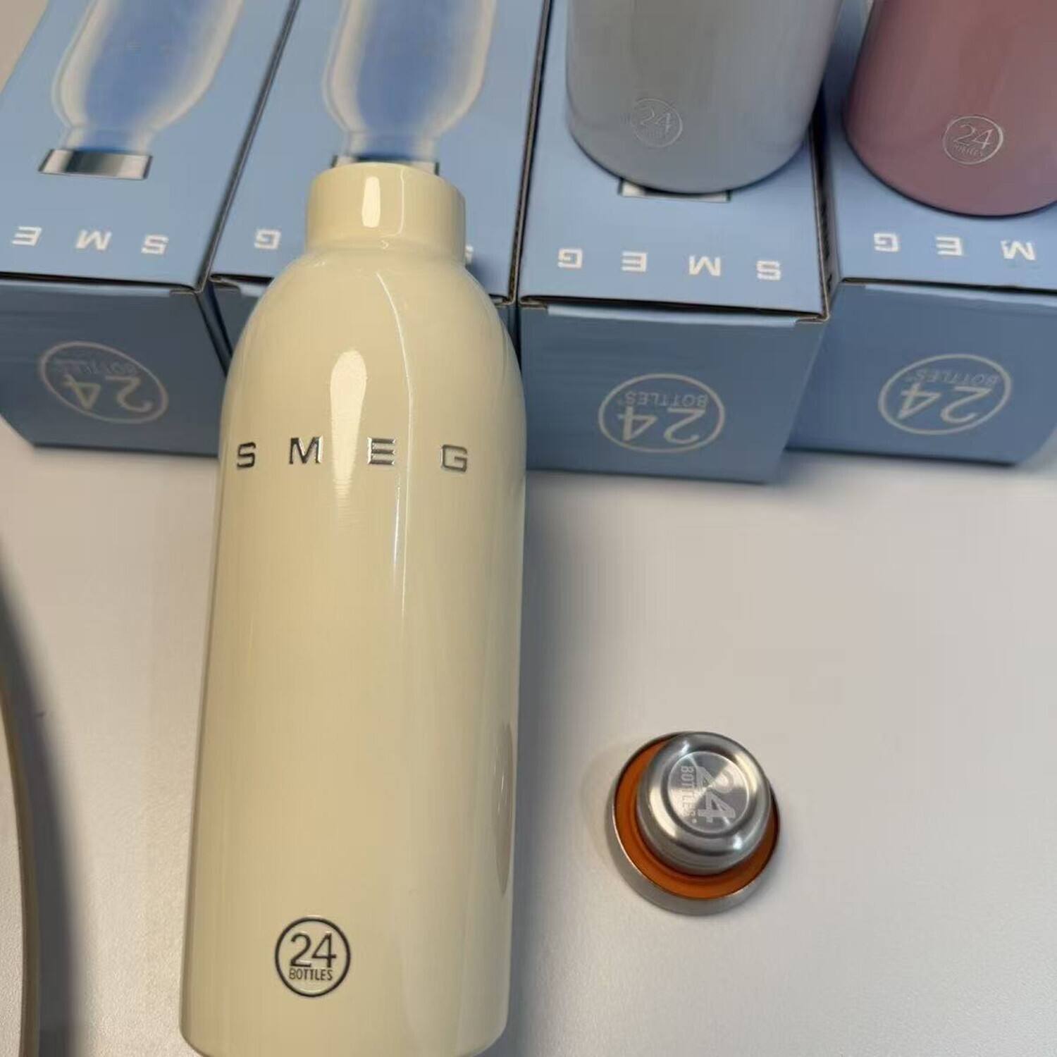 24 SMEG 24 BOTTLES 24 BOTTLES 24 BOTTLES