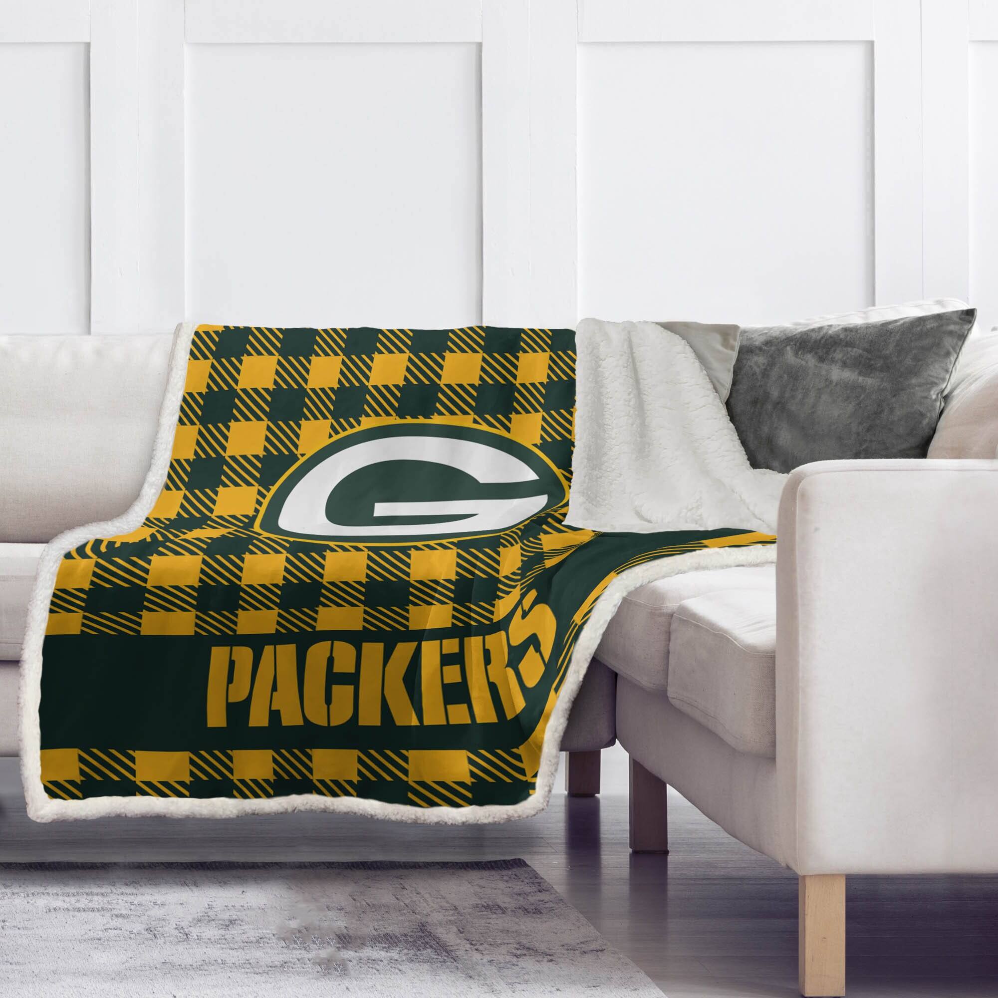 Alt View 1. Pegasus - Green Bay Packers 50" x 60" Buffalo Check Royal Plush Sherpa Blanket - Multicolor.