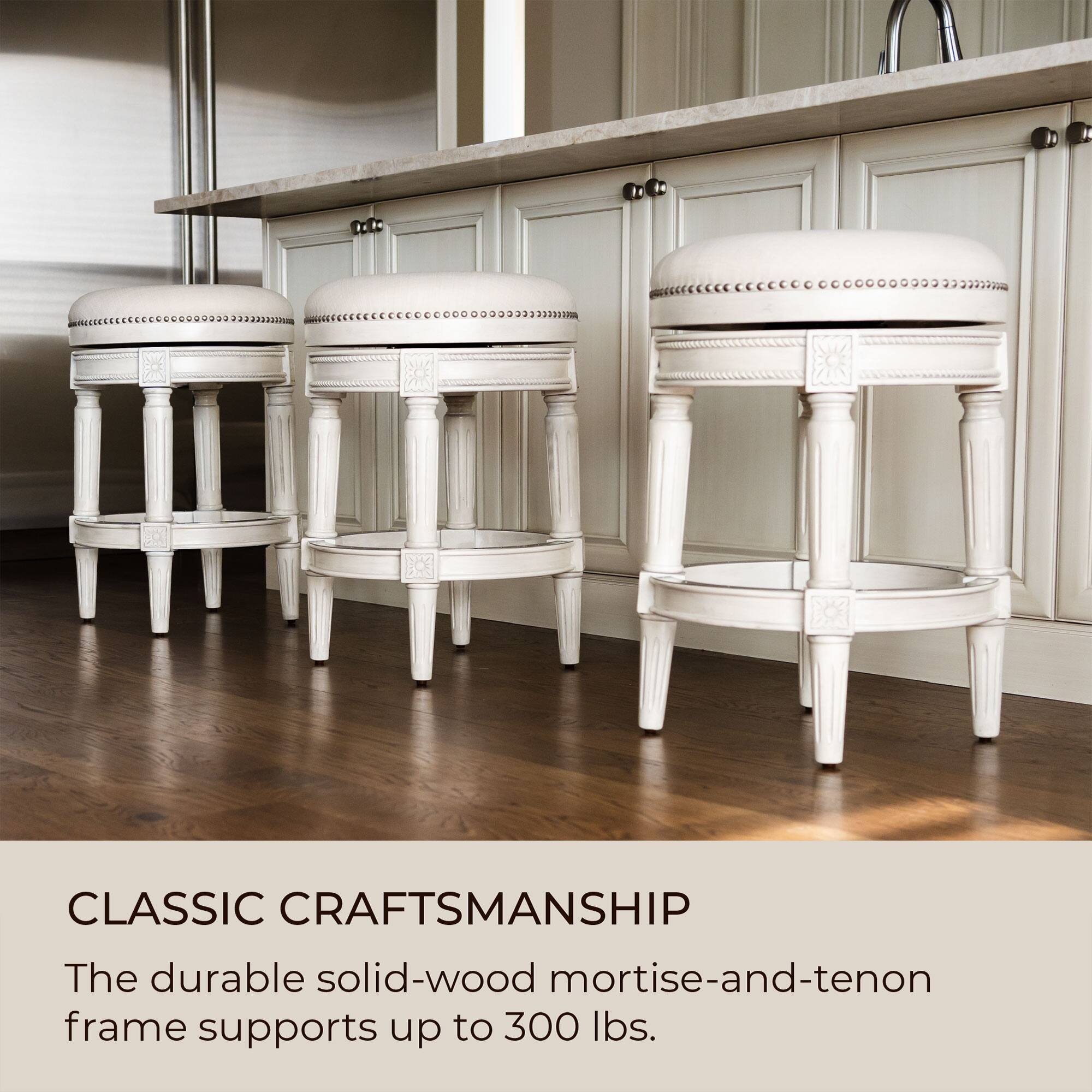 CLASSIC CRAFTSMANSHIP

The durable solid-wood mortise-and-tenon frame supports up to 300 lbs.