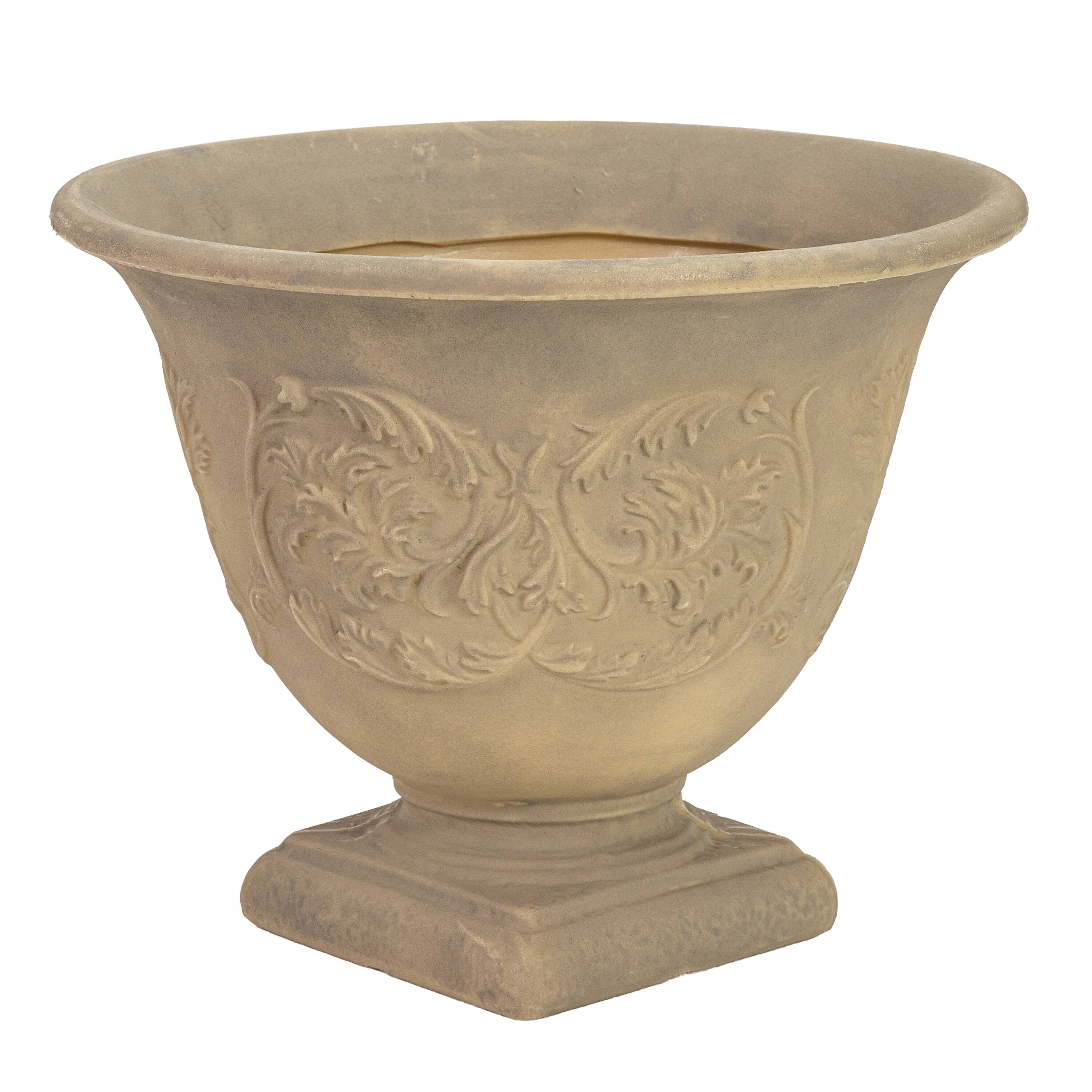 Front. Sunnydaze - 16 in Darcy Polyresin Planter - Beige.