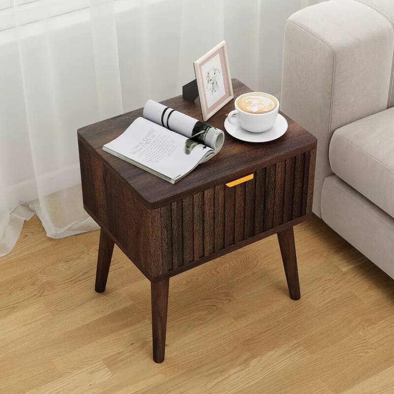 The text on the image reads:

"ME CUNs Twob"