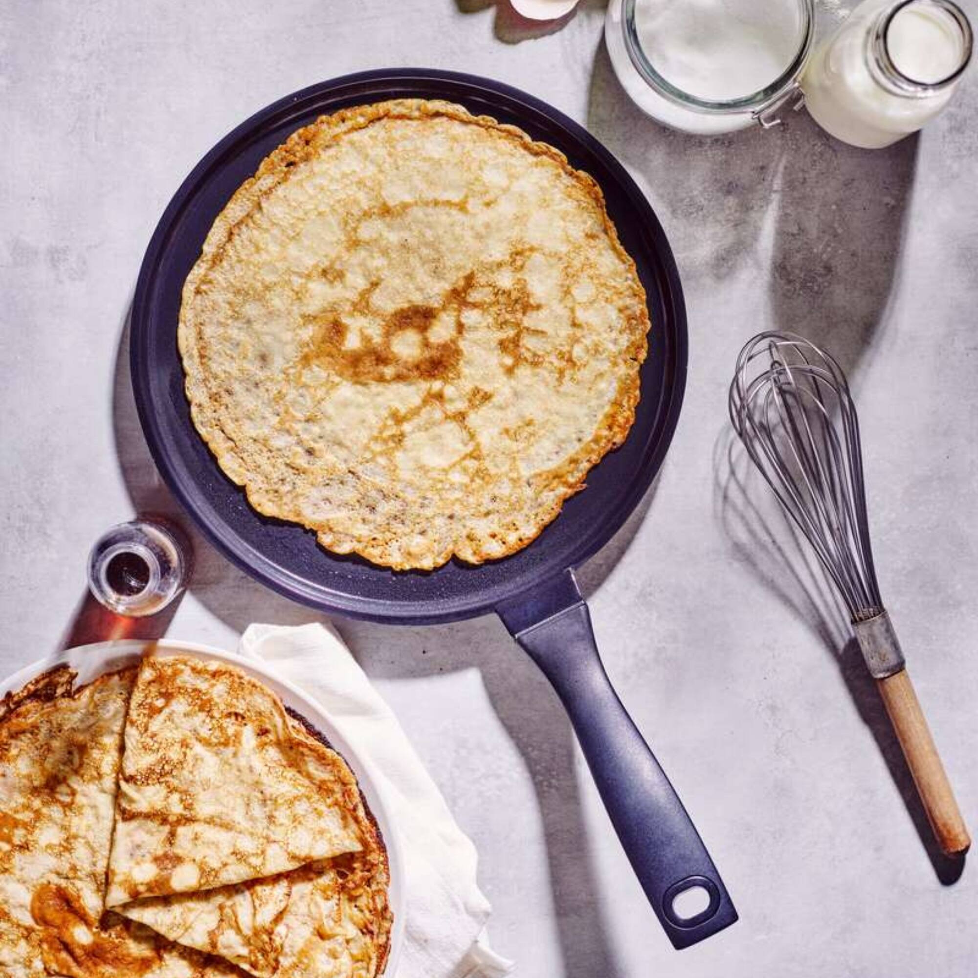 Left. Alva - Alva Energy 11" Ceramic Nonstick Crepe Pan - Lightweight, Easy to Clean, PFAS-Free - Black.