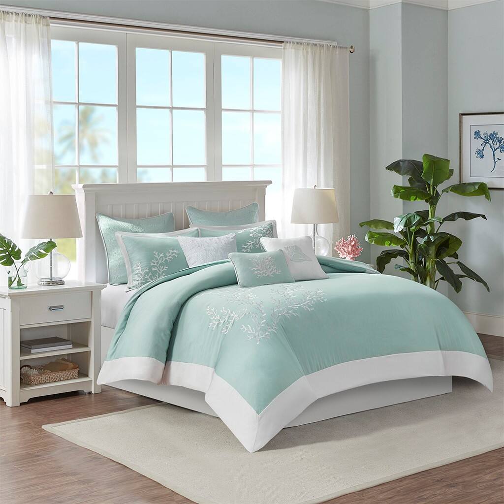 Alt View 1. Gracie Mills - Gracie Mills Douglass Coastal Coral Reef Duvet Cover Set - Aqua.