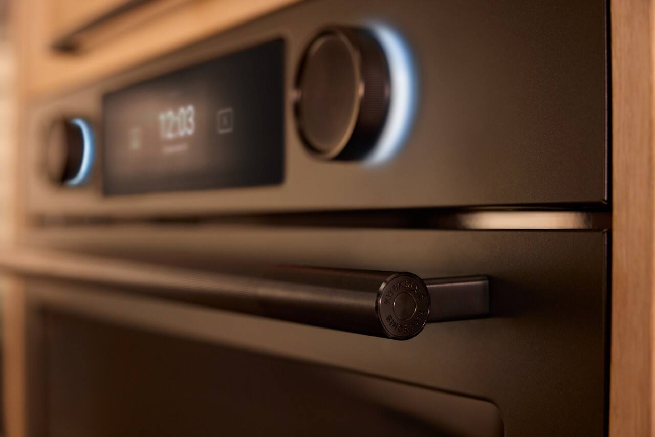 12:03 M.37 CNGLLE SINGE 6167