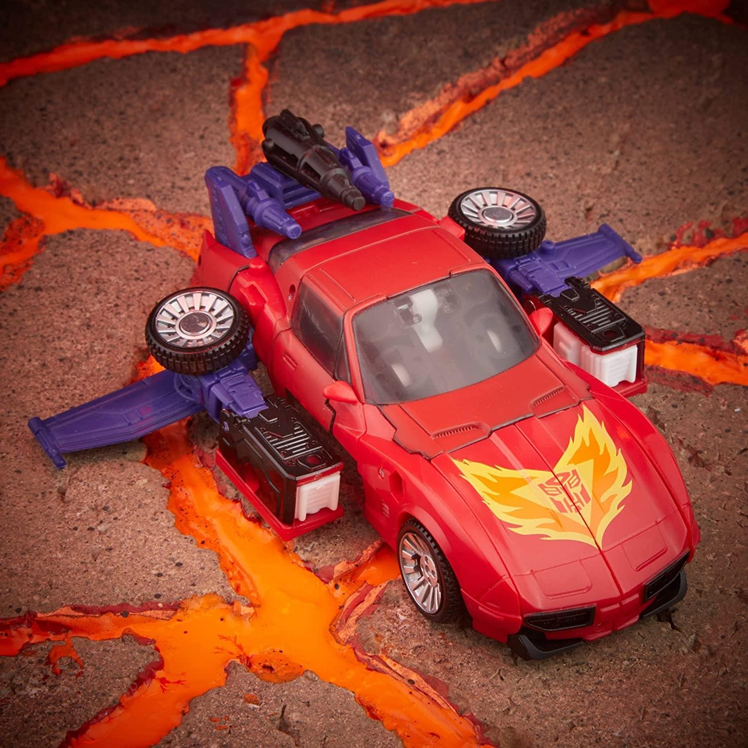 Alt View 10. Hasbro - Transformers War for Cybertron Trilogy: Kingdom Deluxe Class Autobot Road Rage - Red.
