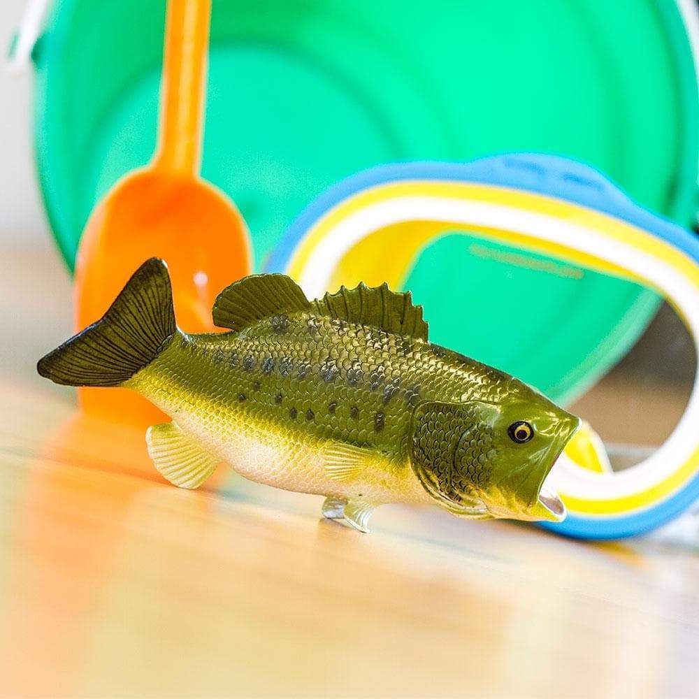 Angle. Safari Ltd. - Largemouth Bass Toy Figurine.