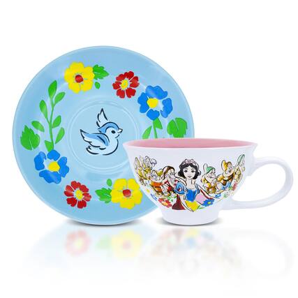 Front. Silver Buffalo - Disney Snow White and the Seven Dwarfs "I'm Wishing" Ceramic Teacup and Saucer - Blue.