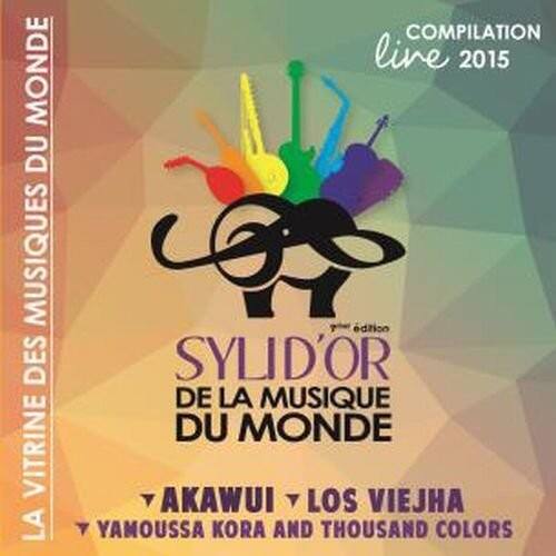Sure, here is the corrected and grouped text:

---

**LA VITRINE DES MUSIQUES DU MONDE**

**SYLID'OR DE LA MUSIQUE DU MONDE**

**Compilation live 2015**

**1ère édition**

**AKAWUI**

**LOS VIEJHA**

**YAMOSSA KORA AND THOUSAND COLORS**

---
