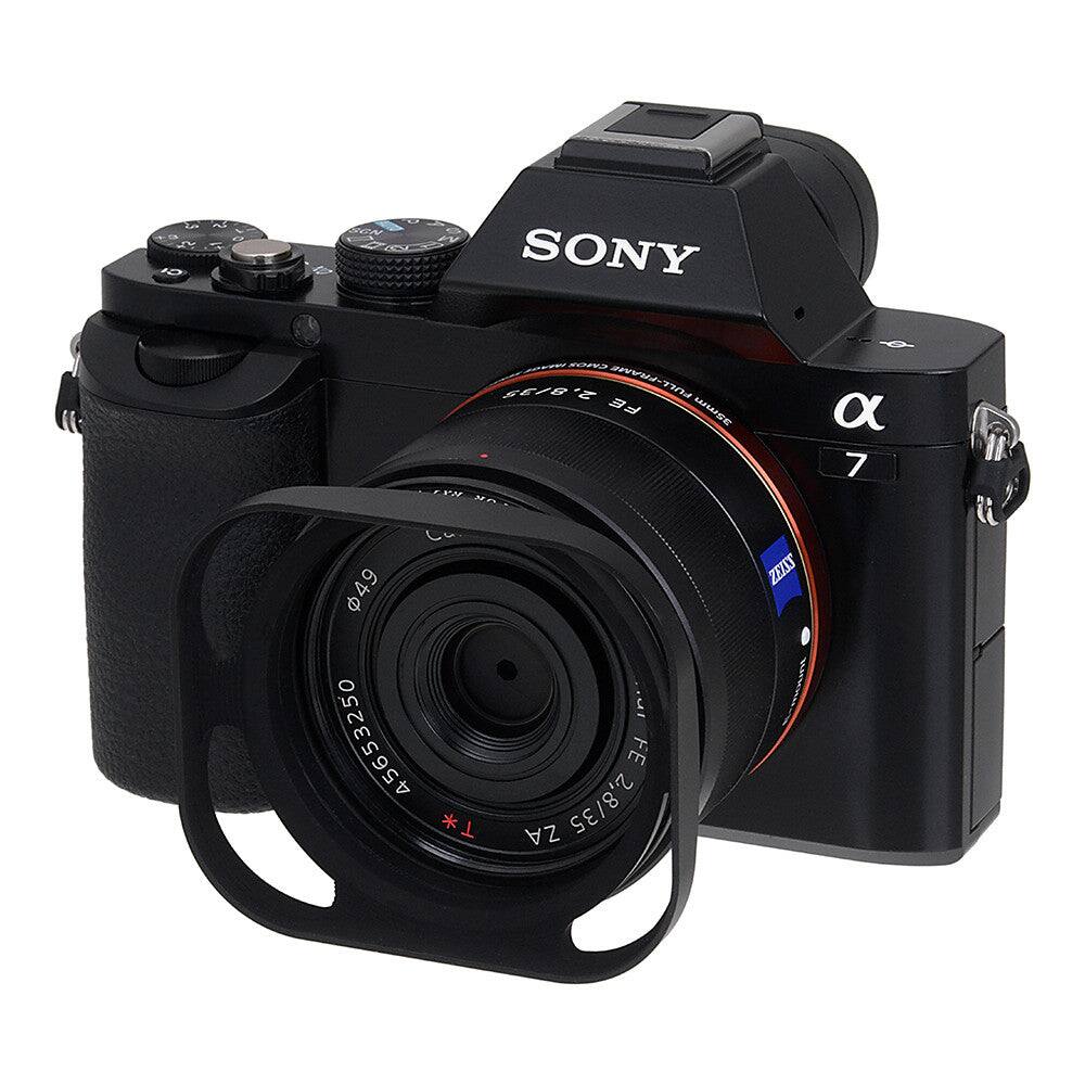 SONY  
α7  
FE 35mm F1.8  
ZEISS  
T*  
1:1.8  
35mm  
1:1.8  
250  
54  
49  
*