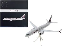 GeminiJets - Boeing 737 MAX 8 Commercial Aircraft Qatar Airways Gemini 200 Series 1/200 & Airplane - Gray and White with Tail Graphics