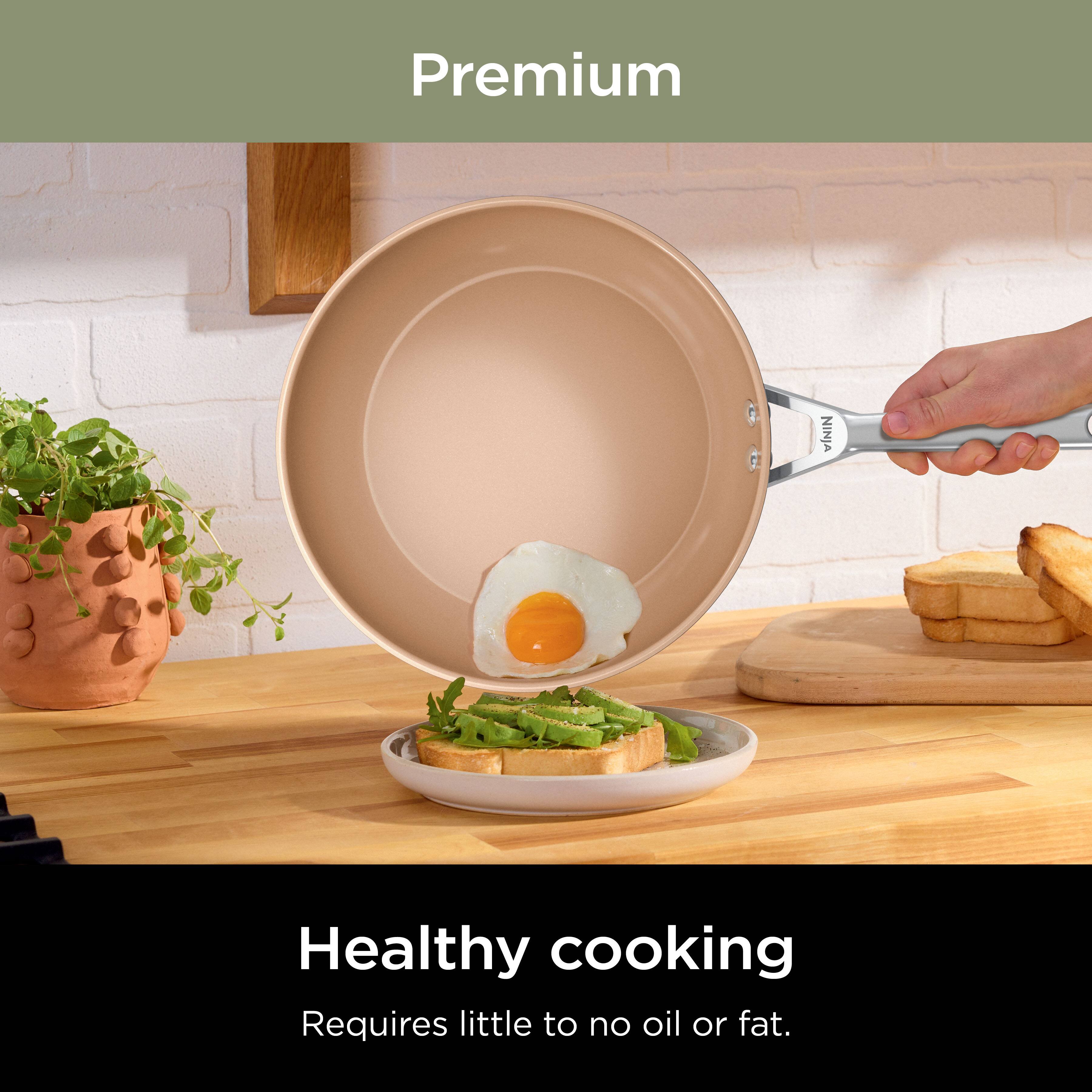 Premium  
Healthy cooking  
Requires little to no oil or fat.