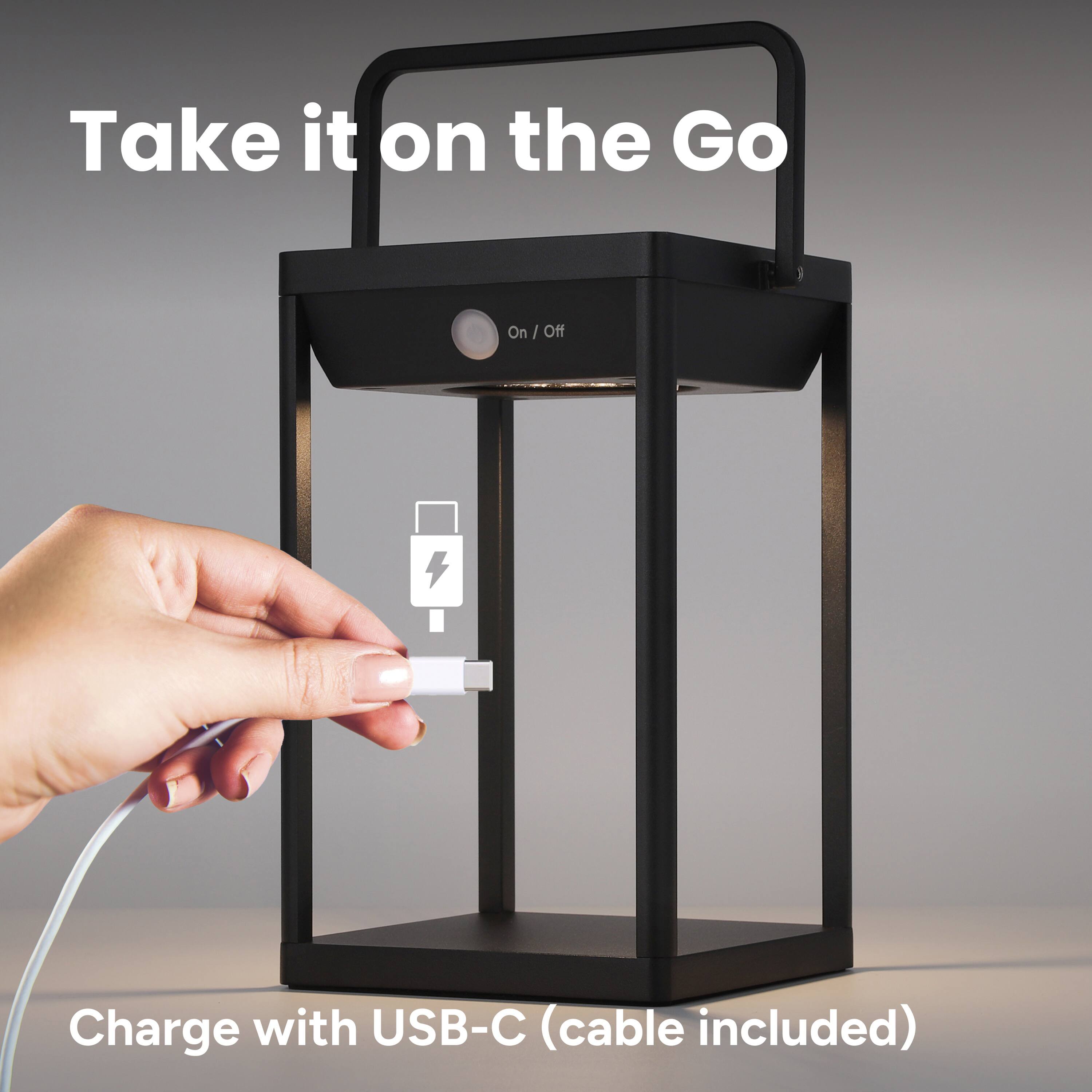 Take it on the Go  
On / Off  
Charge with USB-C (cable included)